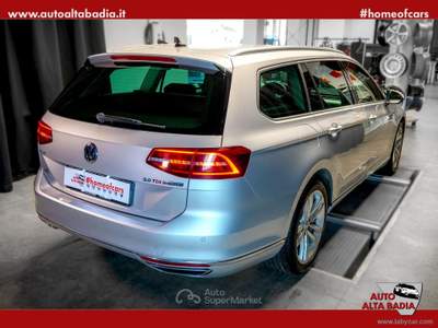 Volkswagen Passat Passat Variant 2.0 BiTDI 4MOTION DSG Highline | 240CV Argento usata Badia