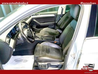 Volkswagen Passat Passat Variant 2.0 BiTDI 4MOTION DSG Highline | 240CV Argento usata Badia