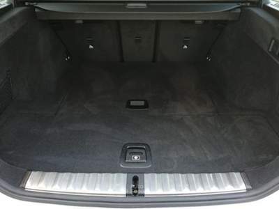 BMW Serie 3 318d 318 d 48V Touring Business Advantage Bianco usata VEDELAGO