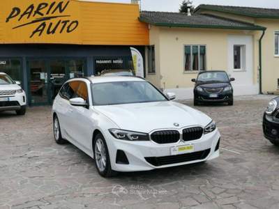 BMW Serie 3 318d 318 d 48V Touring Business Advantage Bianco usata VEDELAGO