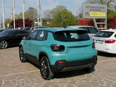Jeep Avenger MHEV Longitude + Winter Pack Blu/Azzurro usata VEDELAGO