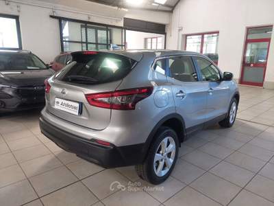 Nissan Qashqai Qashqai II 2017 1.7 dci Acenta 4wd 150cv cvt Argento usata Brescia