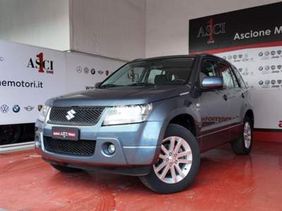 Suzuki Grand Vitara 1.9 DDiS 5 porte Executive Grigio usata CASTEL VOLTURNO