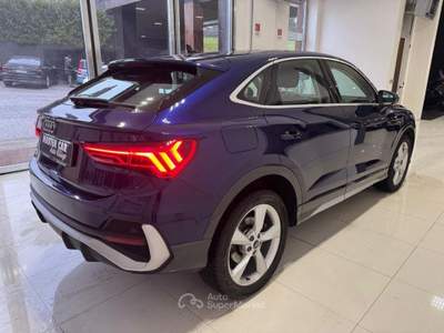Audi Q3 Q3 SPB 45 TFSI e S tronic Identity Black Blu/Azzurro usata Ripalimosani