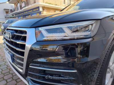 Audi Q5 Q5 2.0 TDI 190CV quattro S tr. Business Nero usata San Giovanni Teatino