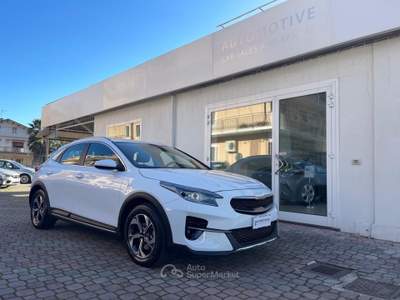 Kia XCeed 1.0 GPL Business Bianco usata San Giovanni Teatino