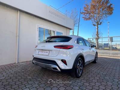 Kia XCeed 1.0 GPL Business Bianco usata San Giovanni Teatino