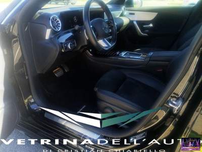 Mercedes-Benz CLA CLA 200 d Aut. Shooting Brake Premium Nero usata Ozzero