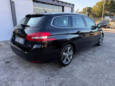 Peugeot 308 308 PureTech Turbo 130 S&S SW Allure usata Mesagne