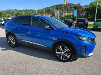 Peugeot 3008 3008 II 2021 1.5 bluehdi Allure s Blu/Azzurro usata Buja