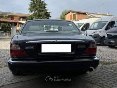 Jaguar XJ XJ 3.2 Executive Nero usata CASTEL MAGGIORE