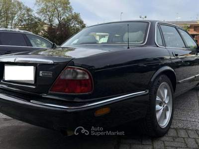 Jaguar XJ XJ 3.2 Executive Nero usata CASTEL MAGGIORE