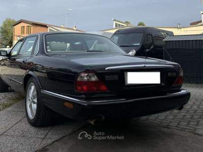 Jaguar XJ XJ 3.2 Executive Nero usata CASTEL MAGGIORE