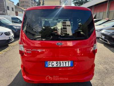 Ford Tourneo Courier 1.0 EcoBoost 100 CV Plus Rosso usata Milano