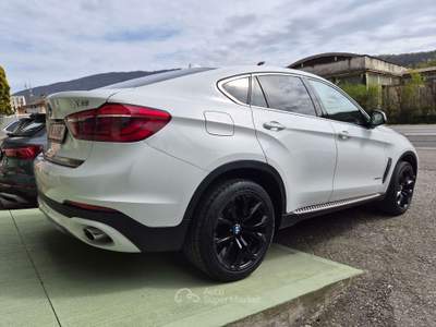 BMW X6 X6 Xdrive 30d Extravagance 258cv auto Bianco usata Nave