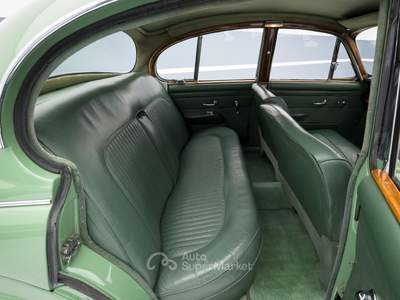 Daimler Sovereign 250 V8 Verde usata Bassano del Grappa