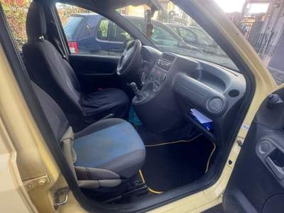 Fiat Panda vettura per neo patentati Giallo usata Casarile
