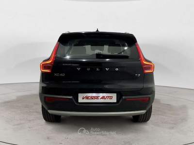 Volvo XC40 XC40 1.5 t3 Momentum 163cv my20 Nero usata Milano