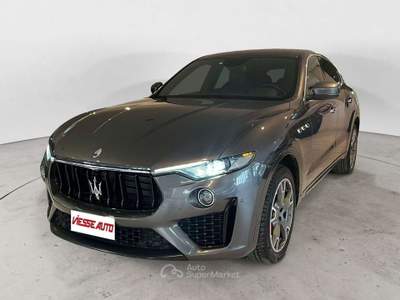 Maserati Levante Levante 3.0 V6 Gransport 250cv auto my19 Grigio usata Milano