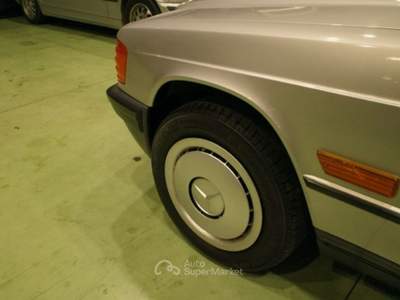 Mercedes-Benz 190 Solida ed elegante Grigio usata Crespina Lorenzana