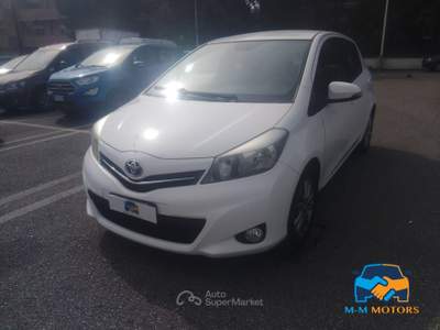 Toyota Yaris Yaris 5p 1.0 Active Bianco usata ferrara