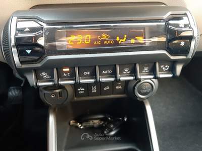 Suzuki Ignis 4WD All Grip Top Rosso usata Vado Ligure