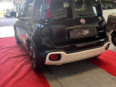 Fiat Panda Cross 1.0 FireFly S&S Hybrid Nero usata Modena