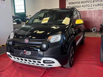 Fiat Panda Cross 1.0 FireFly S&S Hybrid Nero usata Modena