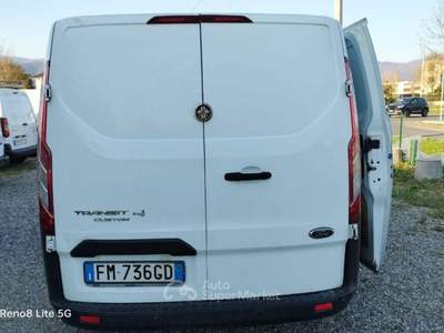 Ford Transit Custom 310 2.0 tdci 130cv Titanium L1H1 auto E6 Bianco usata Prato