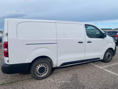 Opel Vivaro 2.0D 145Cv PASSOLUNGO/TN Cargo ENJOY Bianco usata Fiumicino