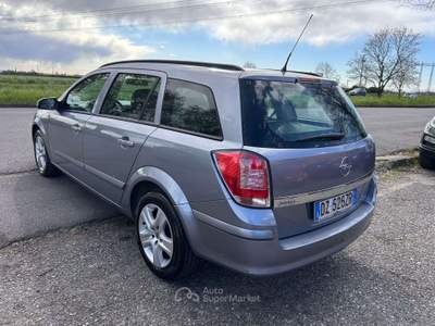 Opel Astra Benzina III 2010 SW SW 1.6 Cosmo 115cv Grigio usata Inzago