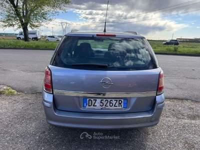 Opel Astra Benzina III 2010 SW SW 1.6 Cosmo 115cv Grigio usata Inzago