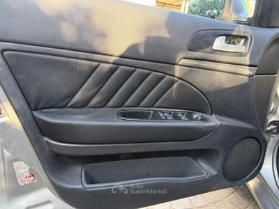 Alfa Romeo 159 JTDm Sportwagon Eco Distinctive Argento usata Roma