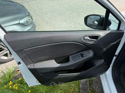 Renault Clio AZIENDALE Bianco usata Foligno