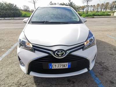 Toyota Yaris 5 porte Active - 2015 Bianco usata Barletta