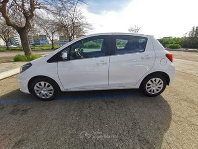 Toyota Yaris 5 porte Active - 2015 Bianco usata Barletta