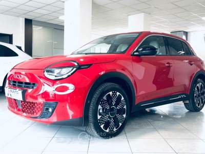 Fiat 600 Hybrid 100 CV DCT MHEV La Prima Rosso usata Isernia