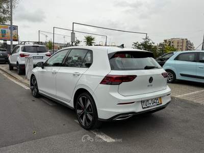 Volkswagen Golf GTE 1.4 TSI eHybrid Navi ACC LED+ Apple DCk Bianco usata Roma