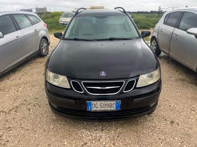 Saab 9-3 SportHatch 1.9 TiD DPF Linear Nero usata LUCERA