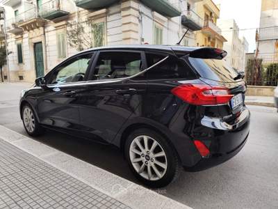 Ford Fiesta BENZ/GPL 75CV TITANIUM PERFETTA Nero usata CORATO