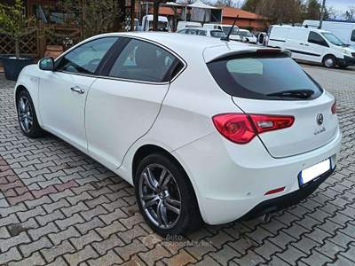 Alfa Romeo Giulietta Giulietta III 2016 1.6 jtdm Business 120cv Bianco usata Medolla