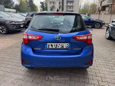 Toyota Yaris 1.5 Hybrid 5 porte Business Blu/Azzurro usata Sesto San Giovanni