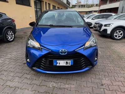 Toyota Yaris 1.5 Hybrid 5 porte Business Blu/Azzurro usata Sesto San Giovanni