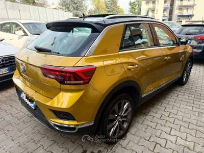 Volkswagen T-Roc 1.5 TSI ACT DSG Advanced BMT TETTO PANORAMICO Giallo usata Sesto San Giovanni