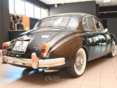 Daimler Sovereign 2.5 V8 AUTO GUIDA A DESTRA PERFETTA ITALIANA NUOVA Nero usata Brescia