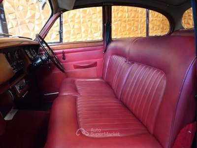 Daimler Sovereign 2.5 V8 AUTO GUIDA A DESTRA PERFETTA ITALIANA NUOVA Nero usata Brescia