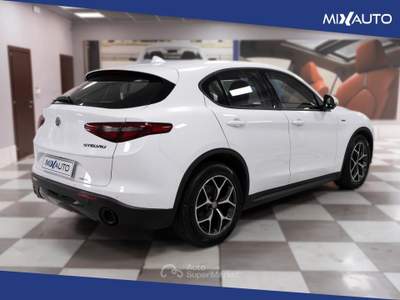Alfa Romeo Stelvio 2.2 D Sprint RWD 190CV Auto Bianco usata Latina