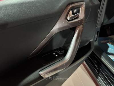 Peugeot 2008 1.6 e-HDi 92 CV Allure Nero usata Bronte