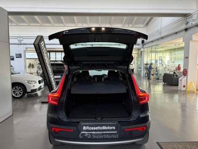 Volvo XC40 T5 Recharge Plug-in Hybrid Inscription Expression Blu/Azzurro usata Spresiano
