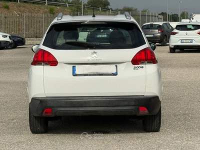Peugeot 2008 1.6 e-HDi 92CV ETG6 CAMBIO AUTOMATICO Bianco usata San Salvatore Telesino